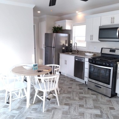 (private lake, pond, creek) Home For Sale in Haines City Florida