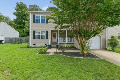 307 Nelson Parkway offers a wonderful opportunity to own a - photo 3