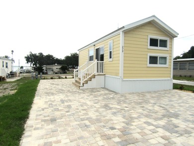 (private lake, pond, creek) Home For Sale in Haines City Florida