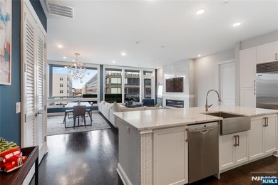 Lake Home For Sale in Edgewater, New Jersey