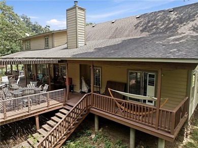 Only a few miles to Burnt Cabin Marina! Beautiful home secluded - photo 31