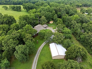 Only a few miles to Burnt Cabin Marina! Beautiful home secluded - photo 39