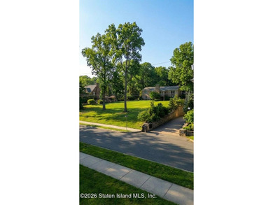 Package deal available - a rare opportunity in one of Staten - photo 7