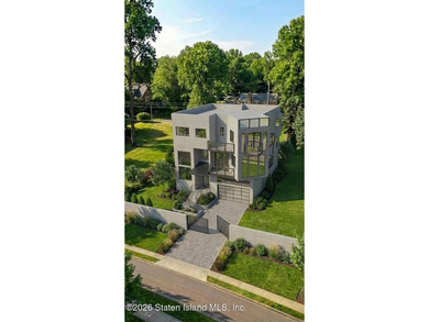 Package deal available - a rare opportunity in one of Staten - photo 10