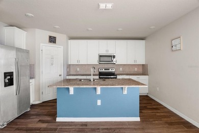 Short Sale. SHORT SALE OPPORTUNITY PRICED TO SELL! This is a - photo 4