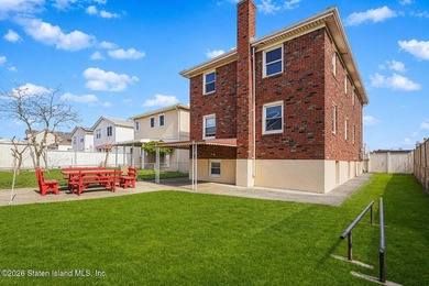 South Beach - welcome to this 6/6 2-family, fully brick, and - photo 4