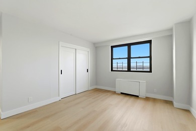 Home sweet home! Welcome home to this bright and airy