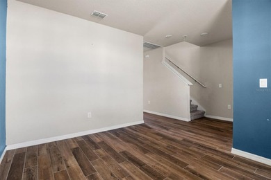 Short Sale. SHORT SALE OPPORTUNITY PRICED TO SELL! This is a - photo 8