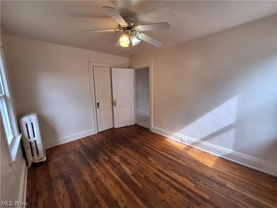 This updated single family colonial home features 3 bedrooms,1 - photo 8