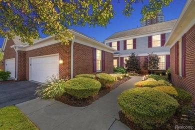 Lake Saint Clair Condo For Sale in Saint Clair Shores Michigan