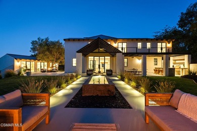 Perched high above the Malibu coast and canyons, Mulholland - photo 4