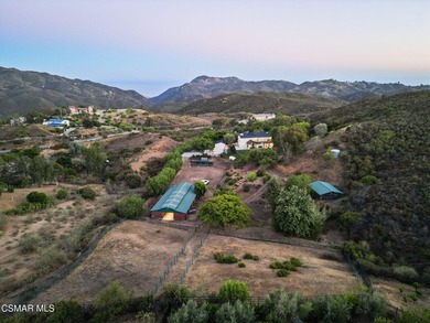 Perched high above the Malibu coast and canyons, Mulholland - photo 5