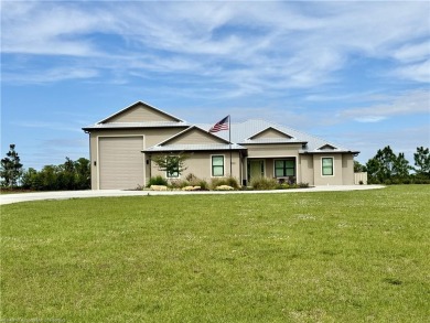 (private lake, pond, creek) Home For Sale in Sebring Florida