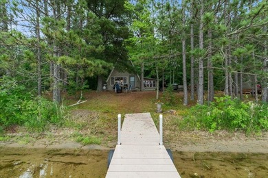 Set along the peaceful shoreline of Vermillion Lake, this - photo 20