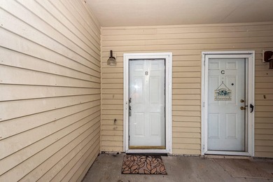 Perfect for first-time buyers or savvy investors!Welcome to this - photo 2
