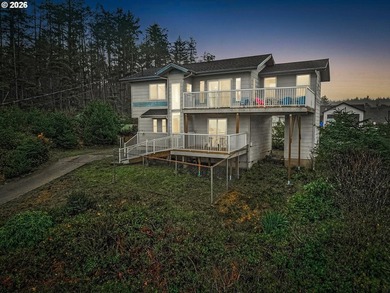 Experience breathtaking ocean views from both levels. Furnished - photo 2