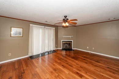 Perfect for first-time buyers or savvy investors!Welcome to this - photo 5