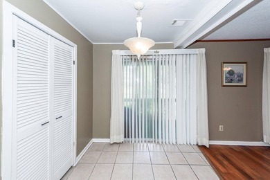Perfect for first-time buyers or savvy investors!Welcome to this - photo 10