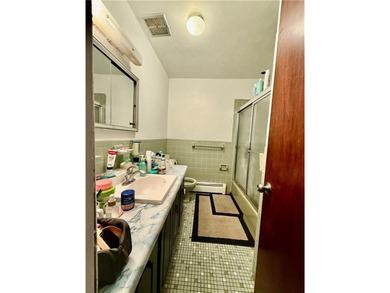 Prime Bensonhurst semi-detached 3-family property on an - photo 6