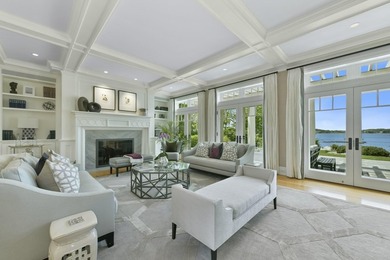 EXCEPTIONAL WATERFRONT ESTATE with 2.29 acres of land, a DOCK - photo 6