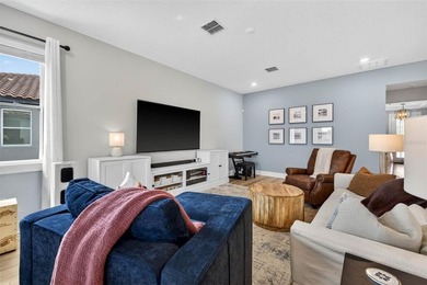 Welcome to 3709 Savanna Palms Ct in Bradenton--a STUNNING - photo 6