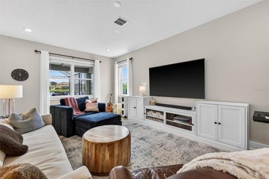 Welcome to 3709 Savanna Palms Ct in Bradenton--a STUNNING - photo 7