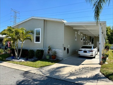 2020 top-of-the-line Jacobson home. 2BR/2BA, Quartz countertops - photo 3
