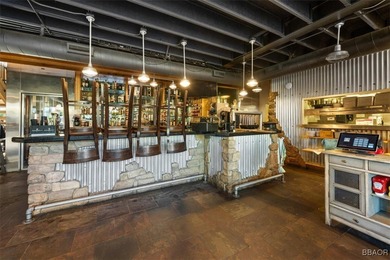 Amazing opportunity to own a spectacular commercial property in - photo 6