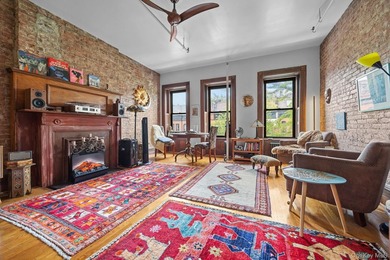 Presenting a rare opportunity to own a beautiful, legal three - photo 7