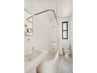 Showings By Appointment Only. Perched in the heart of Manhattan - photo 8