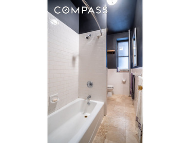 Massive 2-Bedroom (Convertible 3) with 10-Foot Ceilings and - photo 8