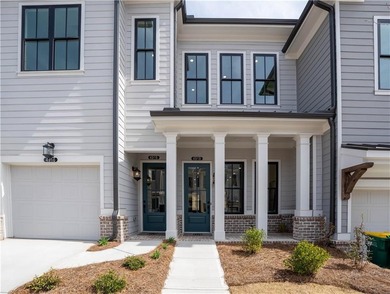 HOME OF THE MONTH!! Last CASCADE floor plan in the entire - photo 2