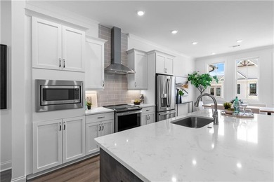 HOME OF THE MONTH!! Last CASCADE floor plan in the entire - photo 6