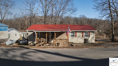 Take a look at this extremely well maintained and fully - photo 2
