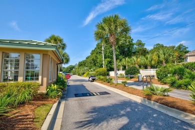 MOTIVATED SELLER! BEST VALUE IN ROYALE PALMS!! Experience luxury - photo 8