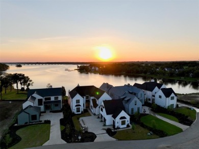 Lake Home For Sale in Malakoff, Texas