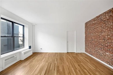 Bright, spacious, and inviting 2-bedroom home located on the - photo 3
