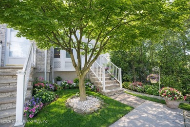This is a South Shore Gem! Spacious end unit townhome with 2 - photo 3