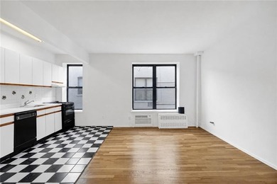 Bright, spacious, and inviting 2-bedroom home located on the - photo 5