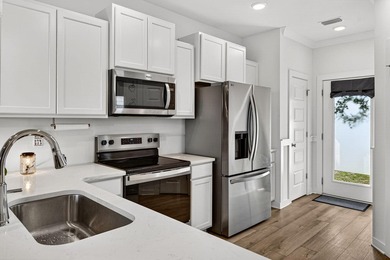 IMPROVED PRICE! While this house is both Cozy and Cute, it's got - photo 8