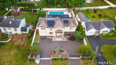 Exceptional Mediterranean Colonial Estate in one of Stamford's - photo 36
