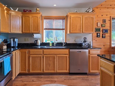 Escape to your own retreat in the heart of beautiful Hiouchi, CA - photo 11