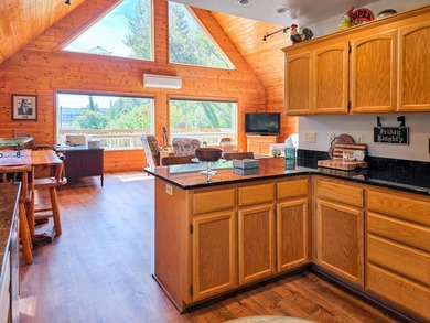 Escape to your own retreat in the heart of beautiful Hiouchi, CA - photo 14