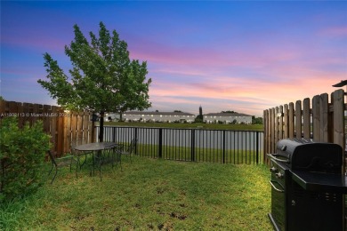 Lake Townhome/Townhouse For Sale in Miami, Florida