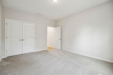 THIS BEAUTIFULLY FINISHED SOUTHPORT III PLAN BY LANDMARK 24 - photo 32