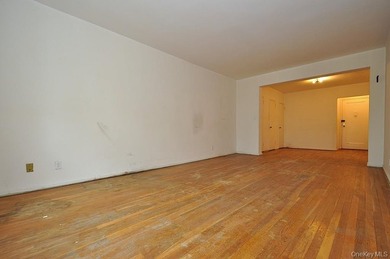 Great opportunity to own a two-bedroom co-op in sought-after - photo 9