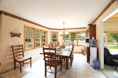 Furnished Lake Vermilion Beachhouse. Level 1.4 Acres W/150ft - photo 4