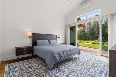 Some homes offer luxury. Very few offer an experience that can - photo 14
