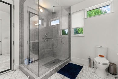 Some homes offer luxury. Very few offer an experience that can - photo 15