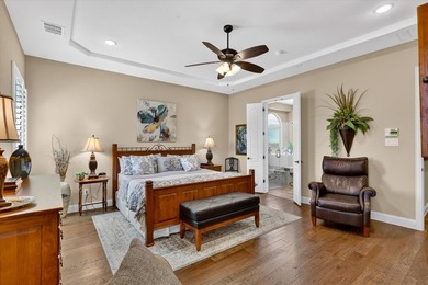 You'll fall in love with this beautiful blend of luxury and - photo 17